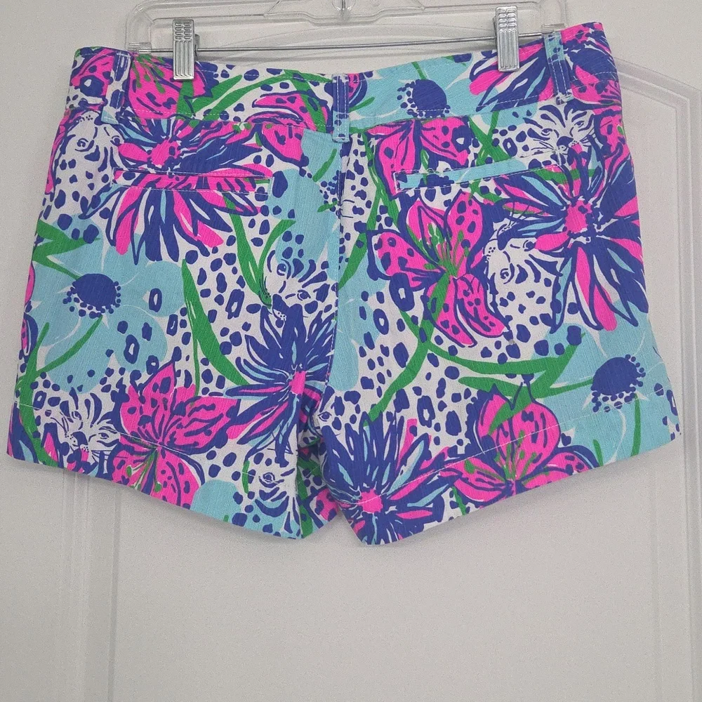 🌺Lilly Pulitzer Beautiful, Tropical Themed Callahan Shorts In Great Condition🌺 - Picture 5 of 15